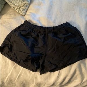 Patagonia Barely Baggies Size Small